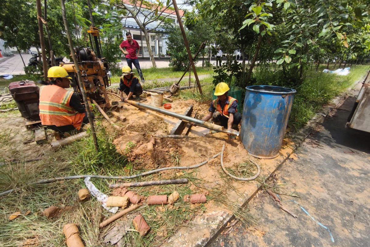 BẠN ĐANG GẶP KHÓ KHĂN KHI KHẢO SÁT ĐỊA CHẤT?