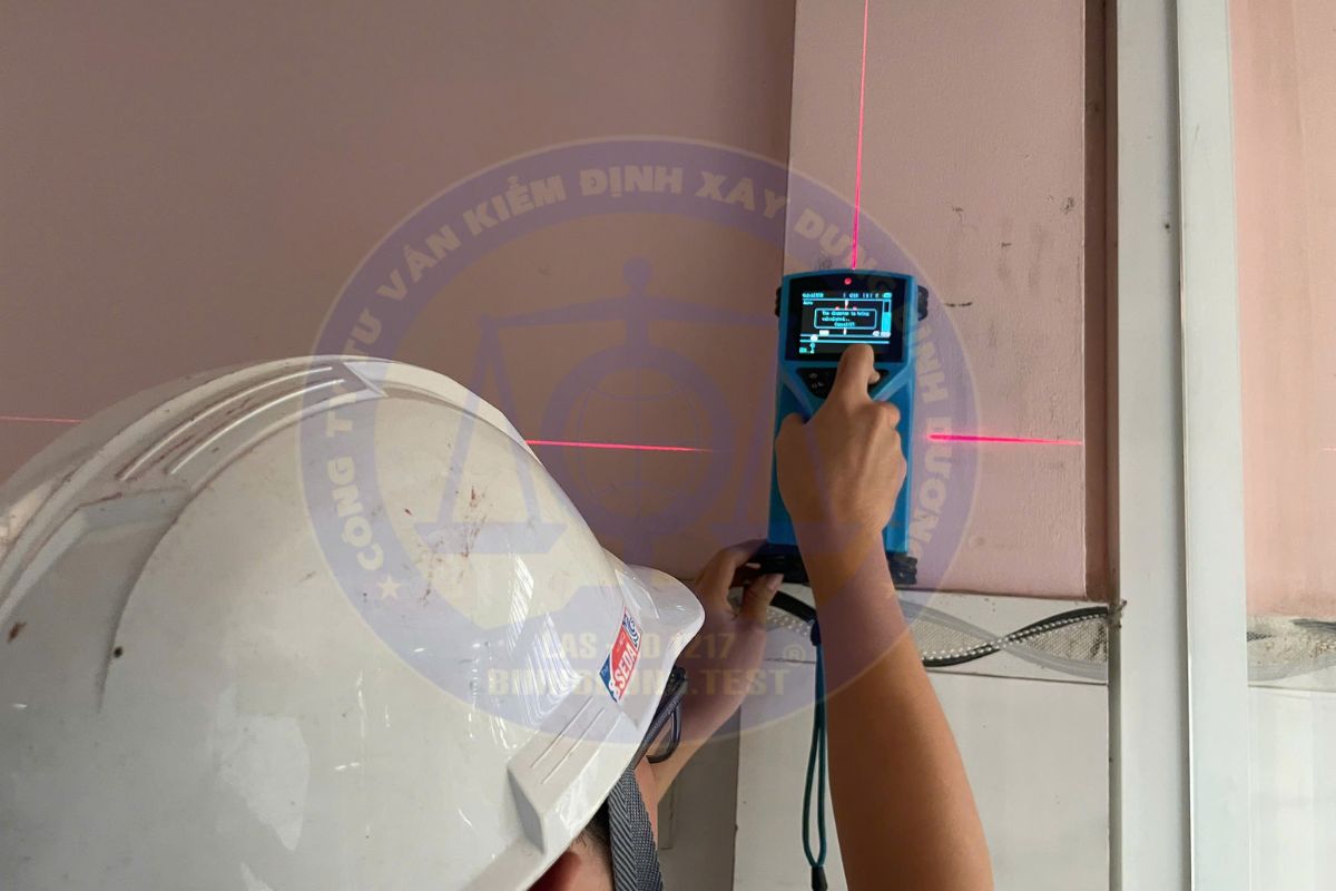 Quy trình kiểm định nhà phố lắp pin năng lượng mặt trời